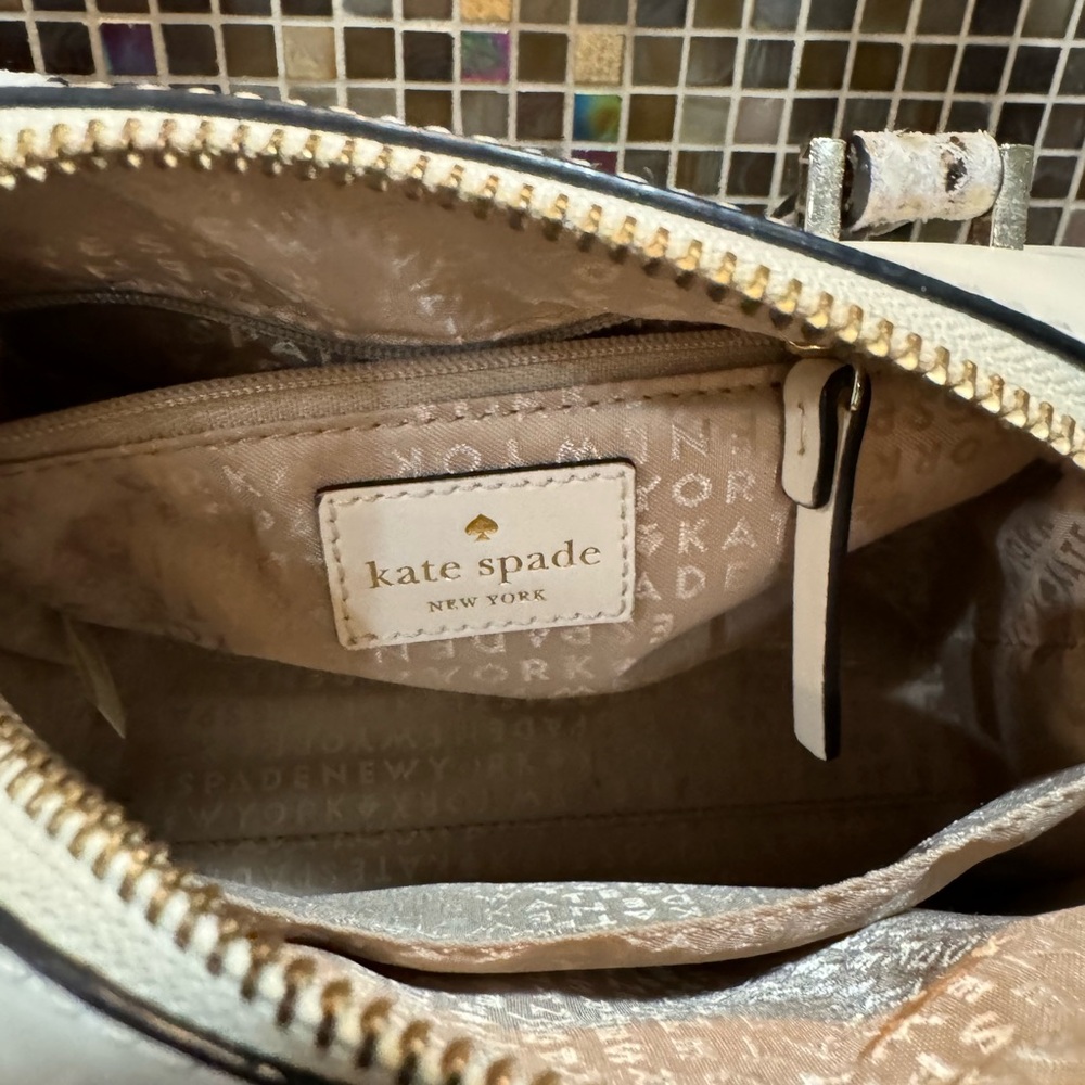 Kate Spade Cream Lightweight bag - Picture 2 of 4